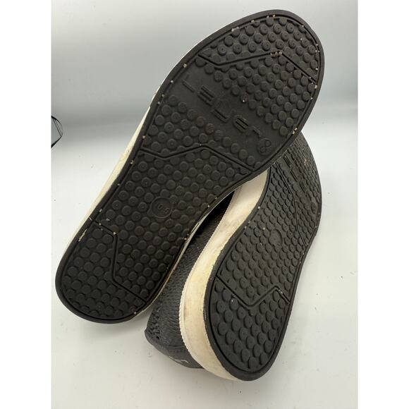 Men's Layers 8 Water Shoes - Size 10.5 - Breathable Mesh Rubber Sole. - Picture 8 of 8